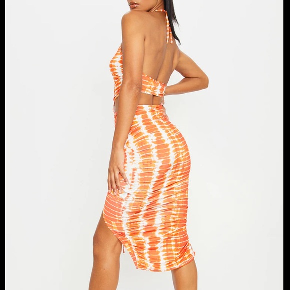 PrettyLittleThing Tie Dye Dress - Picture 2 of 3
